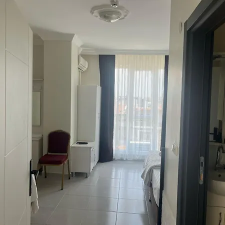 Yeniciftlik Hotel Hotel