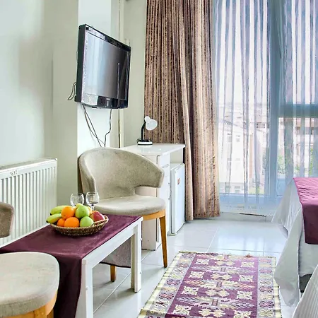 Yeniciftlik Hotel Hotel