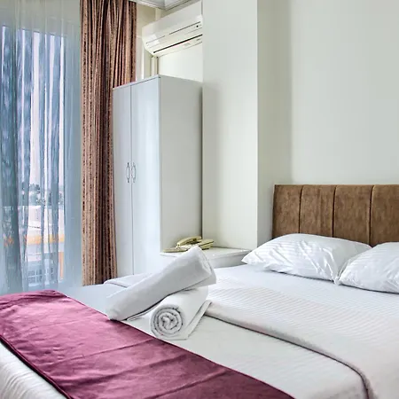Yeniciftlik Hotel 2* Yeniciftlik